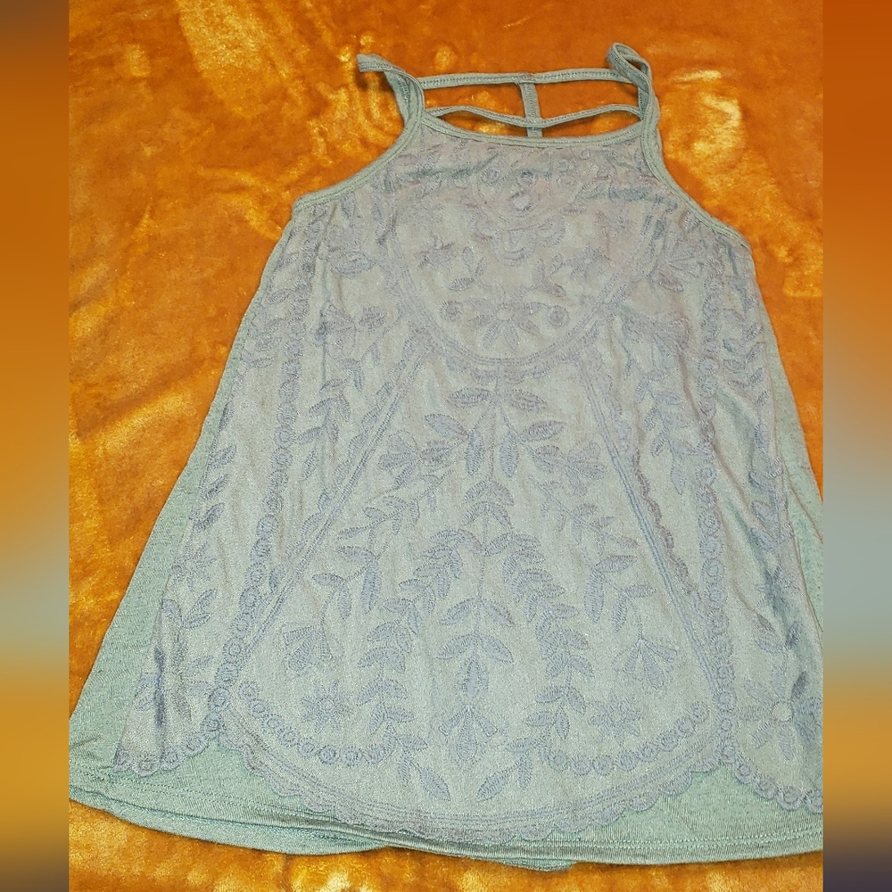 XS green top